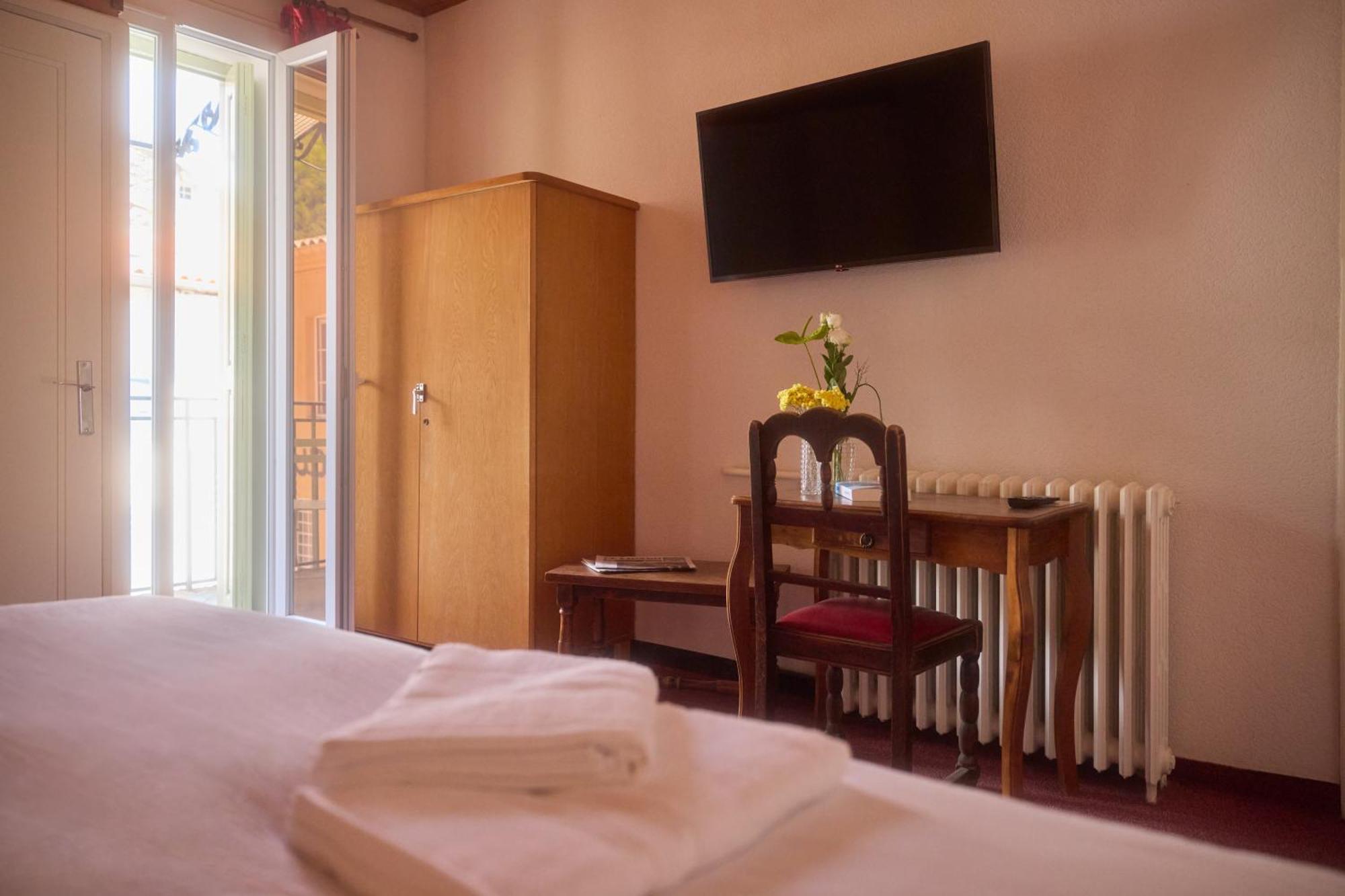 Hotel Restaurant Le Botaniste Prats-de-Mollo-la-Preste Kültér fotó