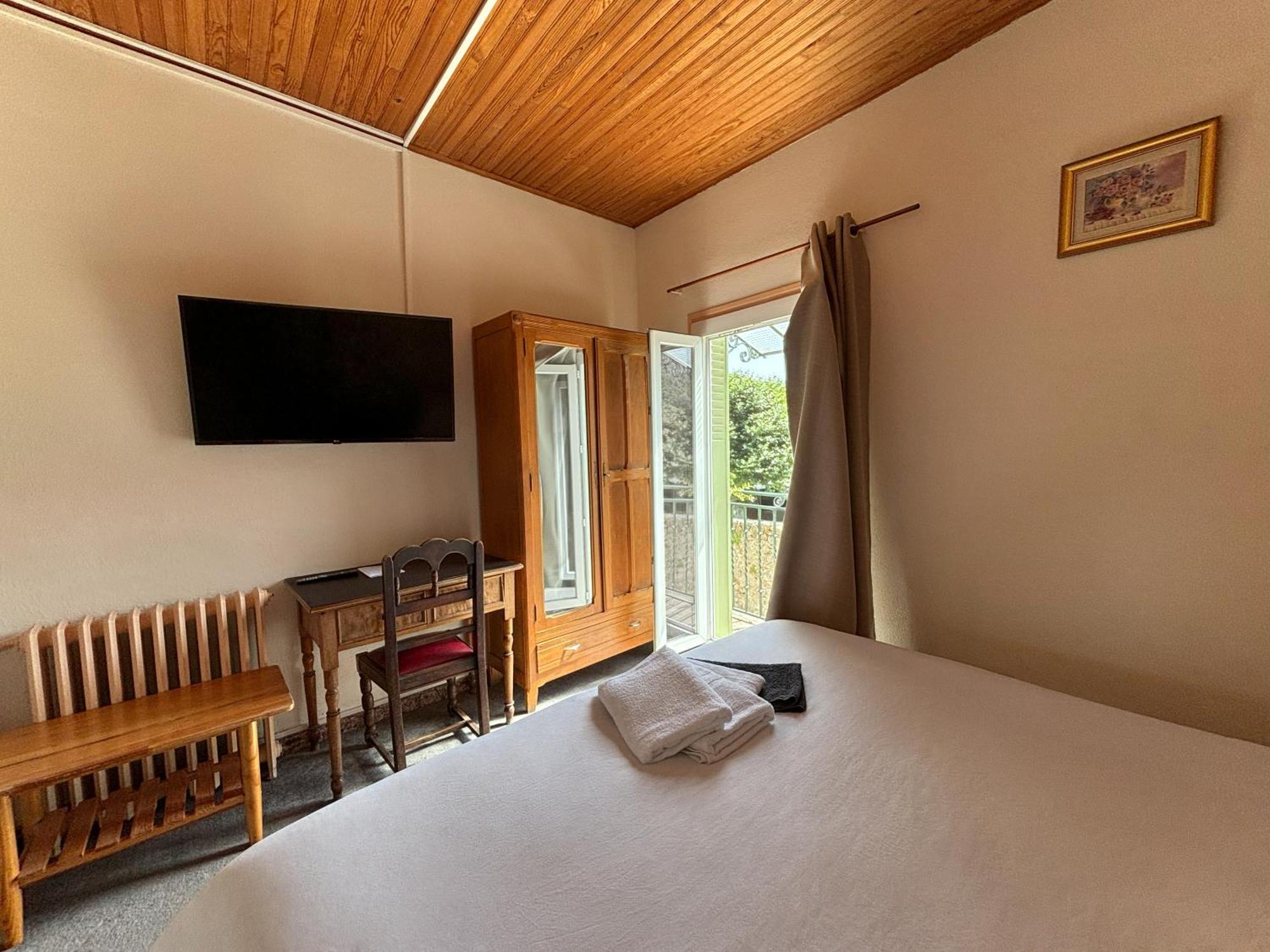 Hotel Restaurant Le Botaniste Prats-de-Mollo-la-Preste Kültér fotó