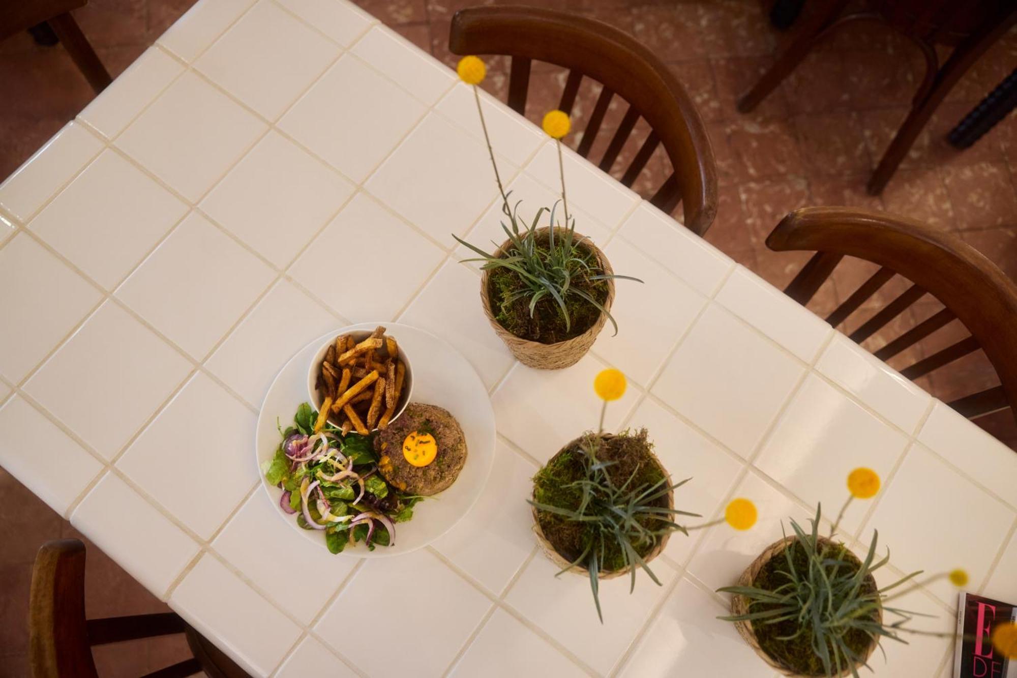 Hotel Restaurant Le Botaniste Prats-de-Mollo-la-Preste Kültér fotó
